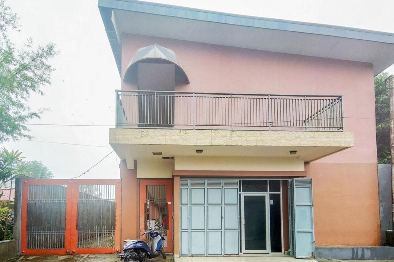 Chandra Graha Guesthouse بالو المظهر الخارجي الصورة
