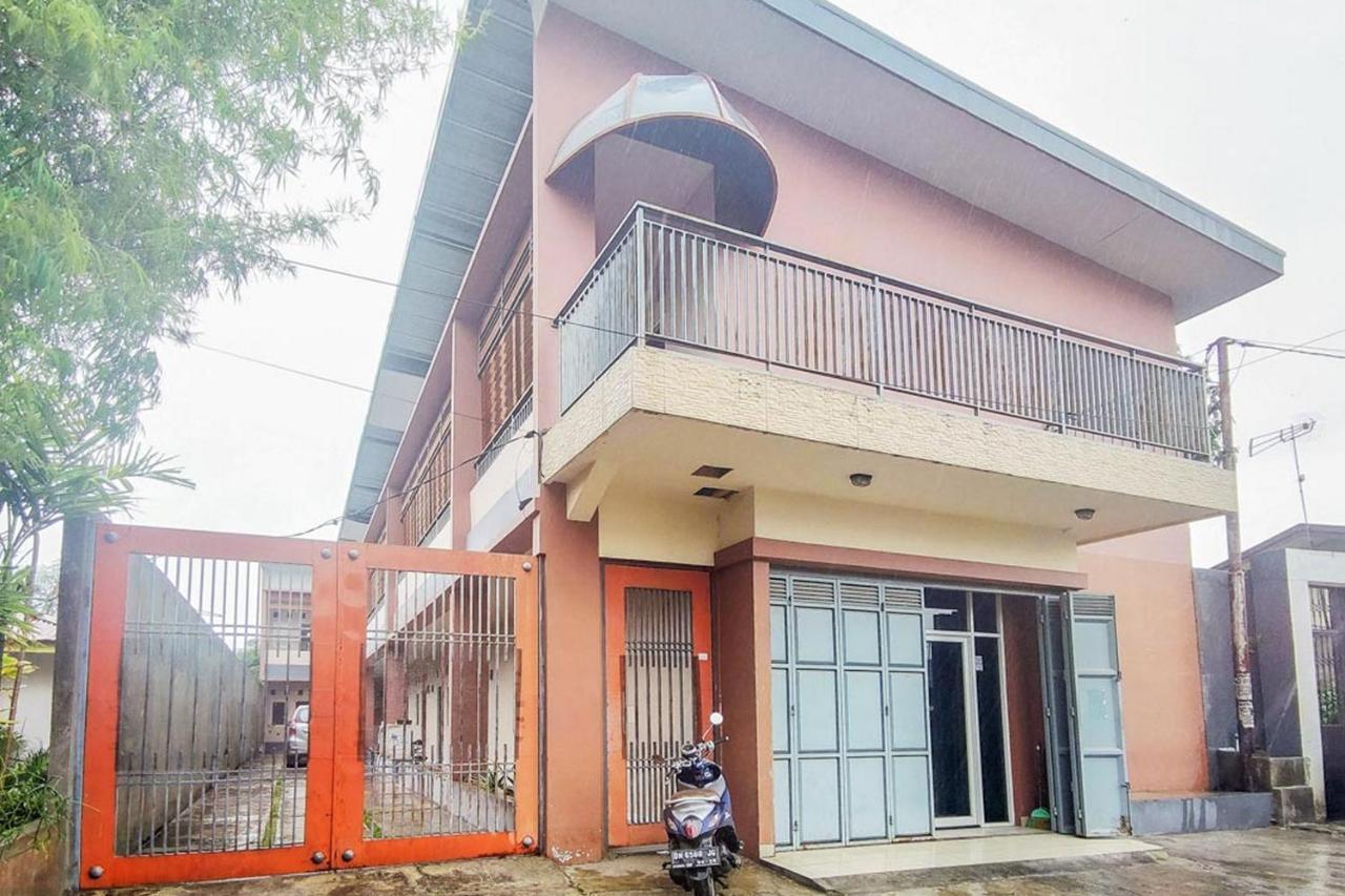 Chandra Graha Guesthouse بالو المظهر الخارجي الصورة